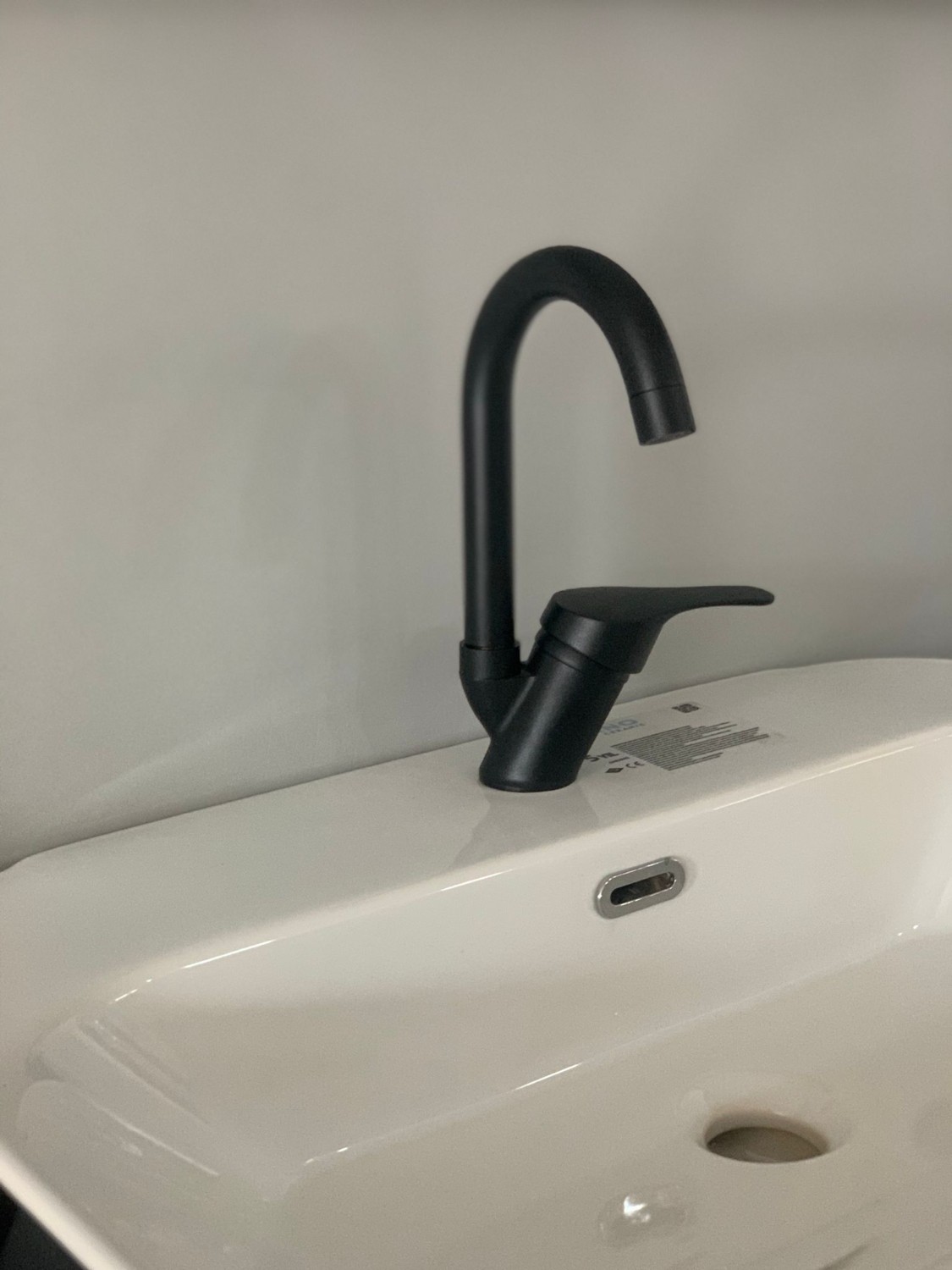 Siyah 4 Lü Banyo Seti Mutfak, Lavabo, Banyo Bataryası Duş Seti