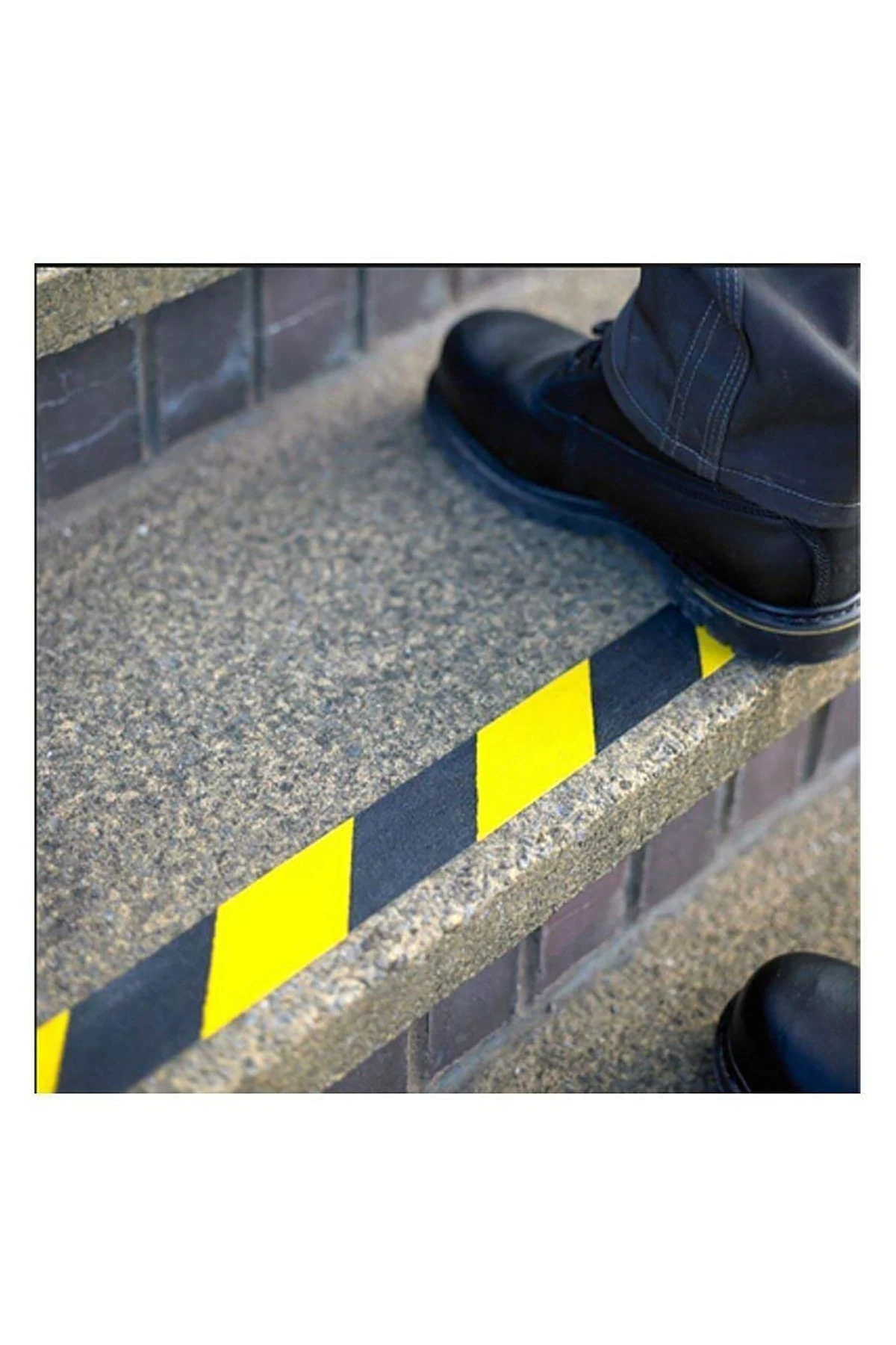 Sarı Siyah Merdiven Ve Zemin Kaymaz Kaydırmaz Bant (50MMX25M) (HENKEL YAPIŞTIRICILI)