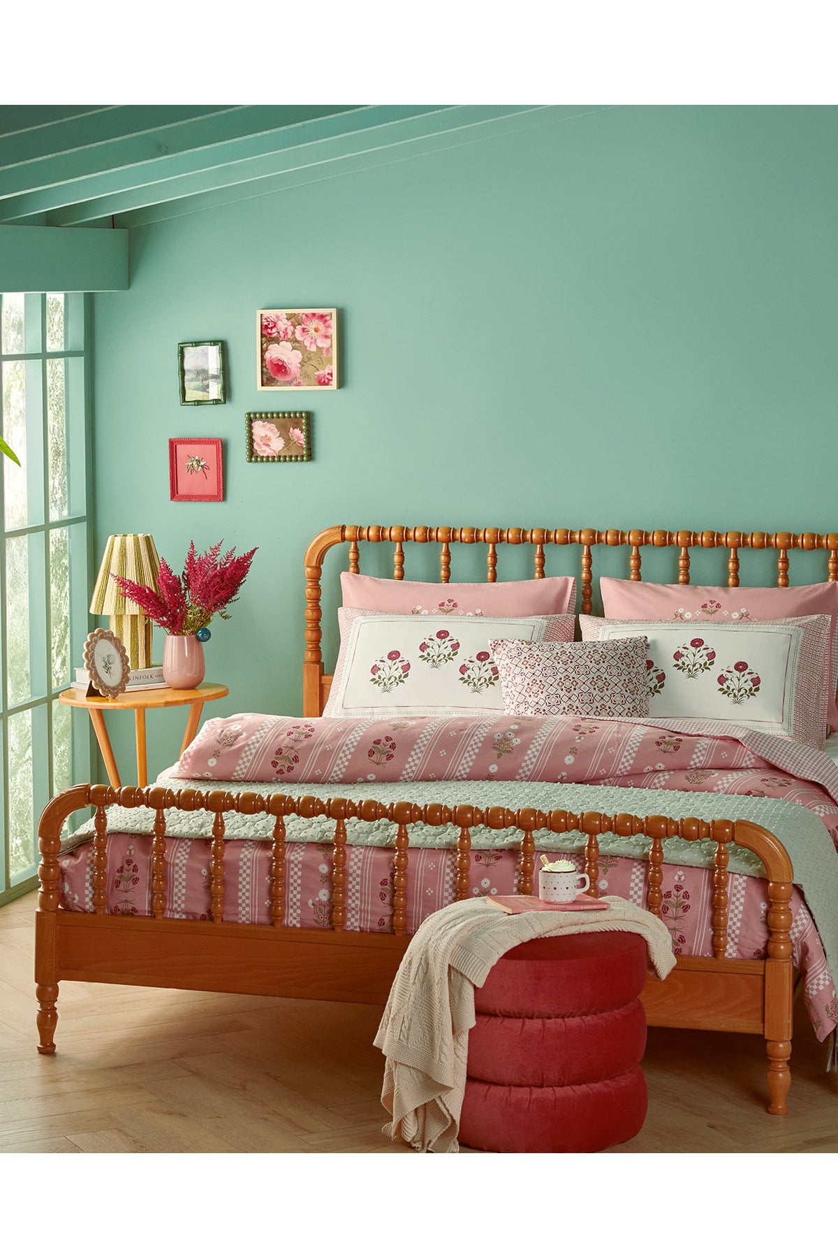 Retro Flower Pamuklu Ranforce King Size Nevresim Seti 240x220 Cm Pembe