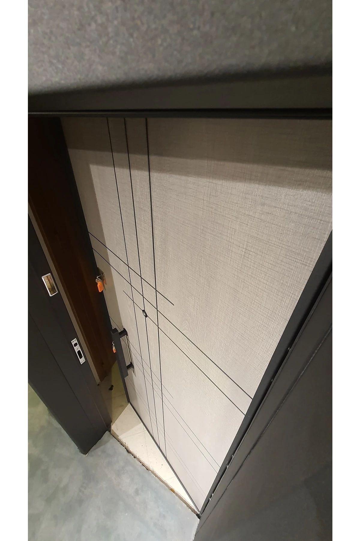 Düz Model Çelik Kapı, Antrasit Gri Desenli Çelik Kapı Sol Açılım