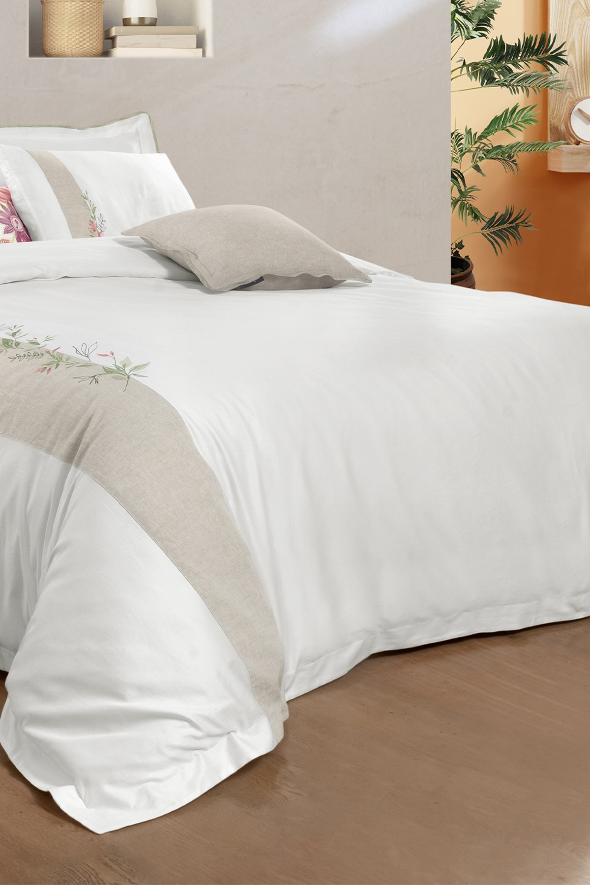 Dorena Beyaz King Size (Battal Boy) %100 Pamuk Saten "300 TC" Nevresim Takımı