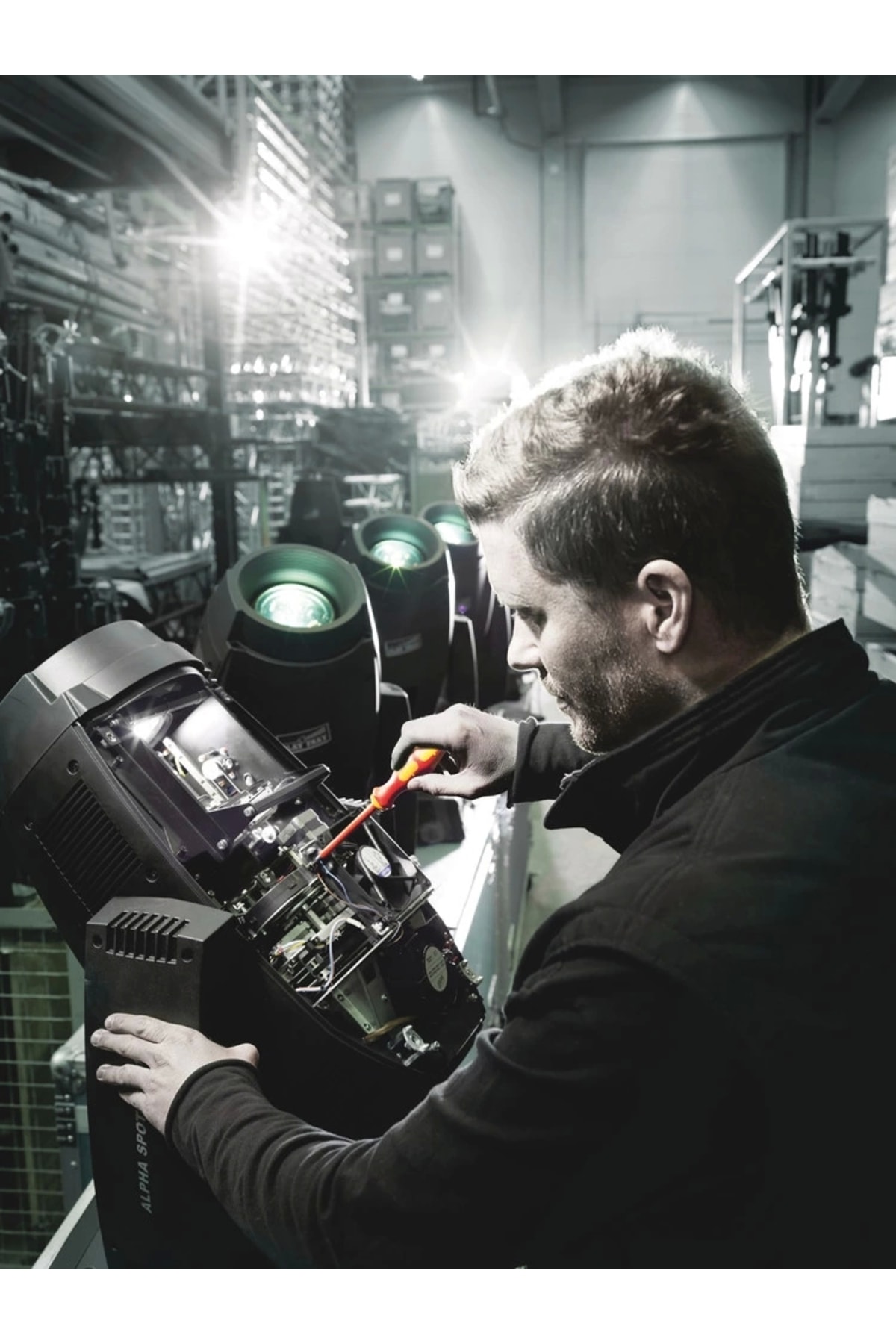 WERA Kraftform Kompakt VDE 18 Üniversal 2 Tool Finder
