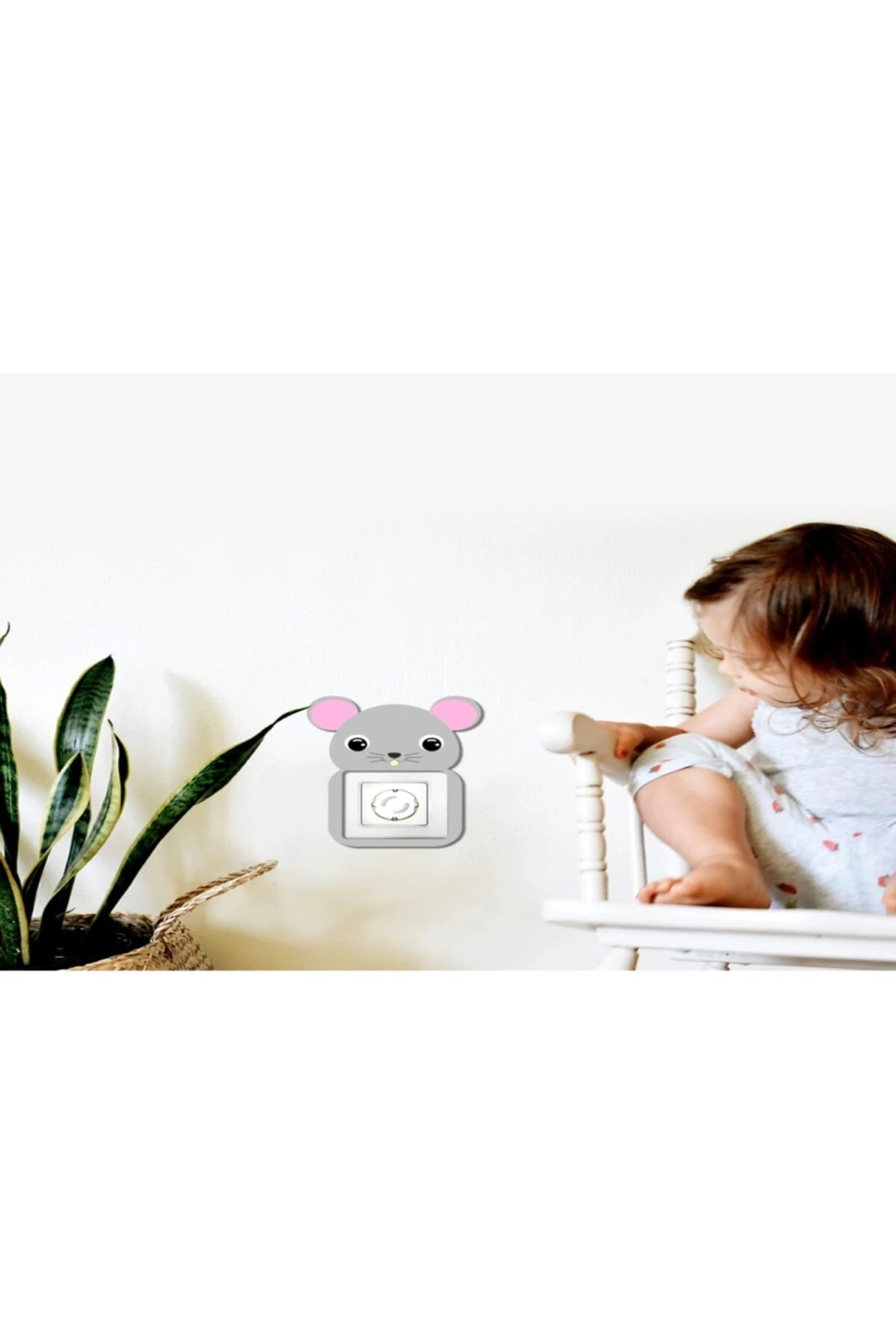 Sevimli Hayvanlar Volti Ahşap Priz Aksesuarı Model 006