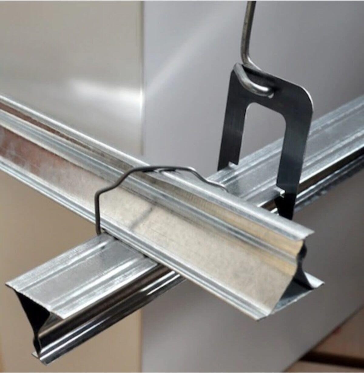30 x 30 cm Clip-In Metal Asma Tavan Tam Takım Alüminyum Sistemi 6 M2