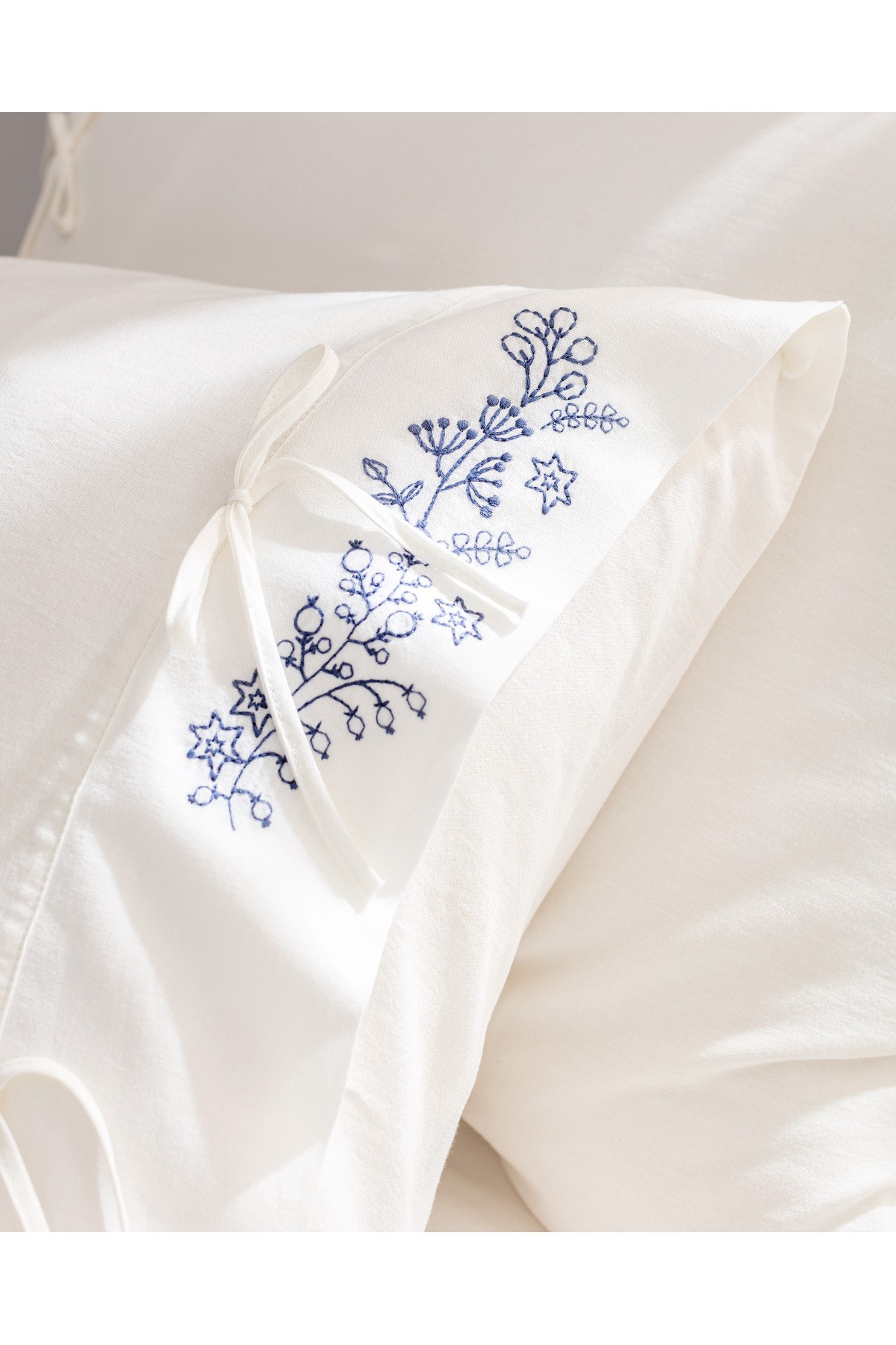 Relief King Size %100 Pamuk Bağlamalı Nevresim Takımı - Ekru/Lacivert