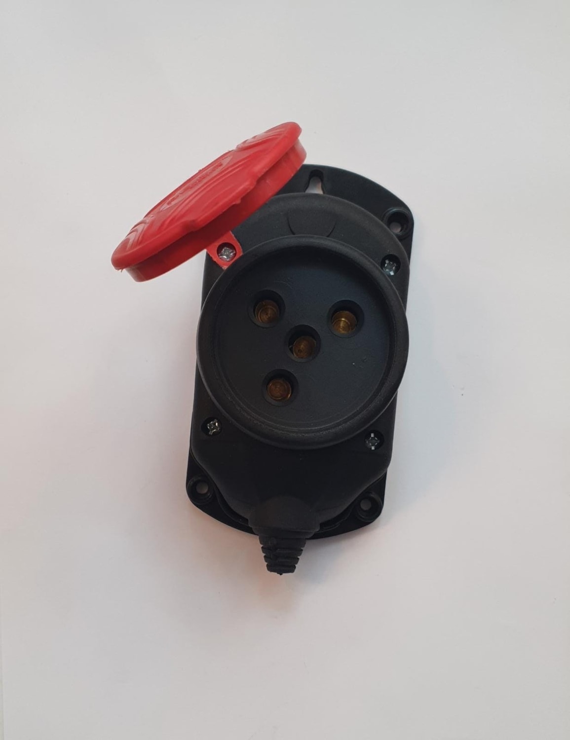 338015 Kauçuk Trifaze Duvar Tipi Fiş