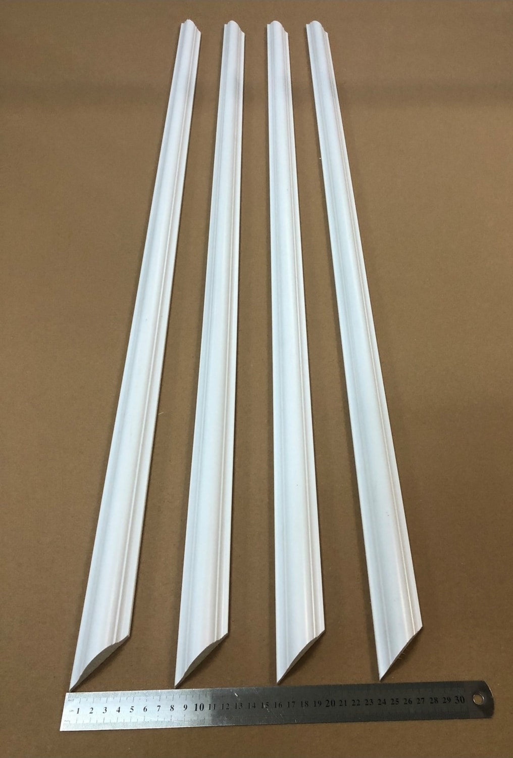 Dekoratif Boyanabilir 4 cm Duvar Çıtası 1 Adet 120 cm*120 cm Hazır Kesimli Çerçeve