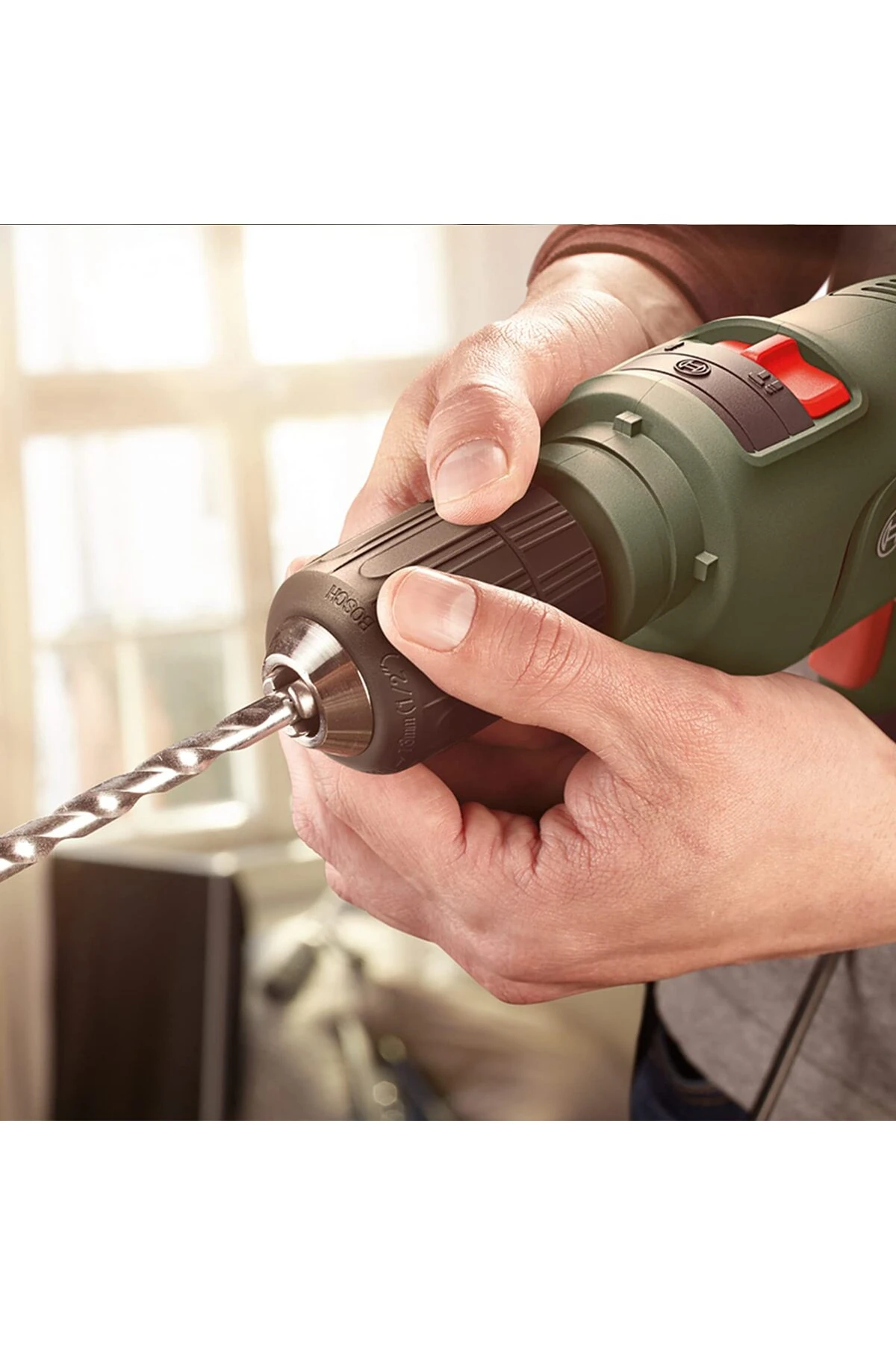 Darbeli Matkap 600 Watt + 23 Parça Matkap Ucu Vidalama Ucu Aksesuar Seti