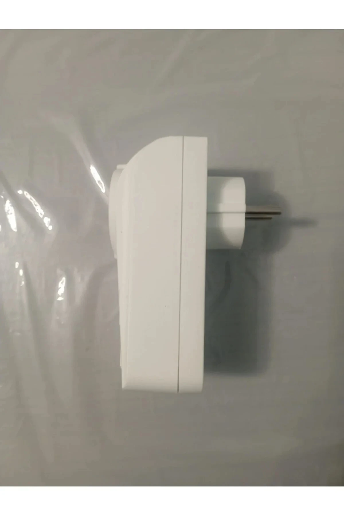 Tekli Şok Korumalı Priz 630 Joule – Çocuk Korumalı, Aşırı Gerilim Koruyucu