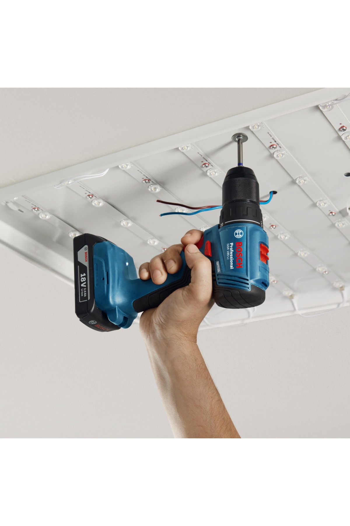BOSCH Professional GSR 185 LI Akülü Delme Vidalama Mak. 2 x 2.0 Ah; Case