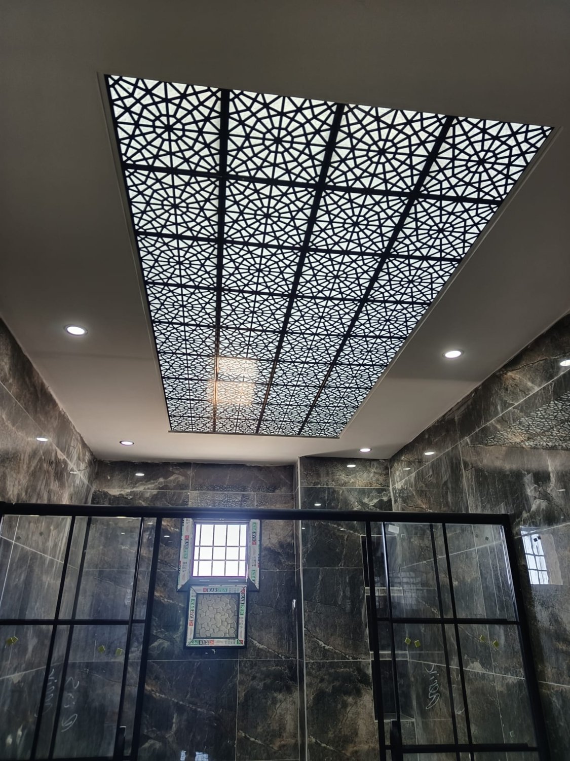 Dekoratif Asma Tavan Paneli Selçuklu Modeli 30X30 Clip-In Panel