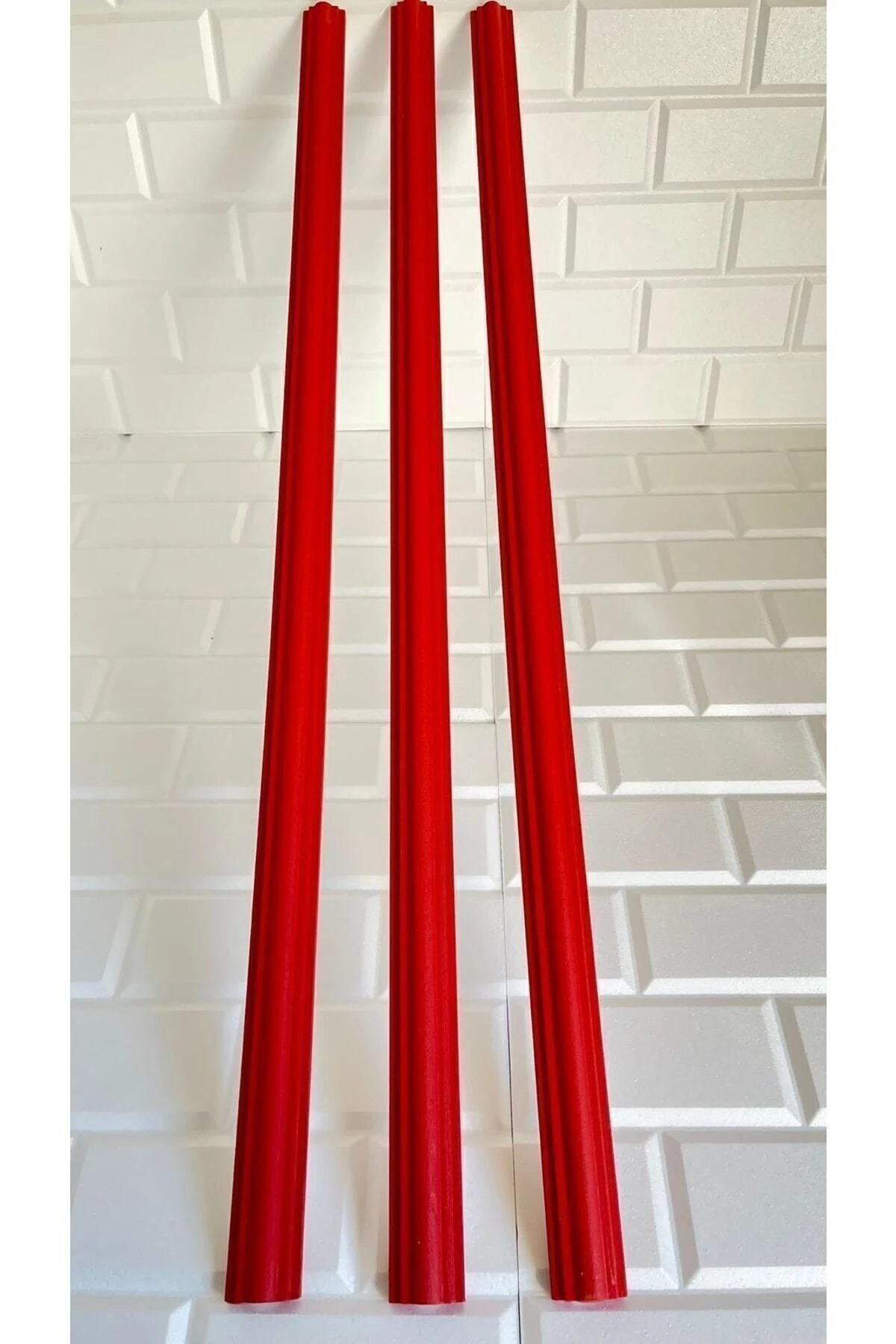 Kırmızı Minella01 Dekoratif Duvar Çıtası Kendinden Yapışkanlı Stropiyer 100 Cm