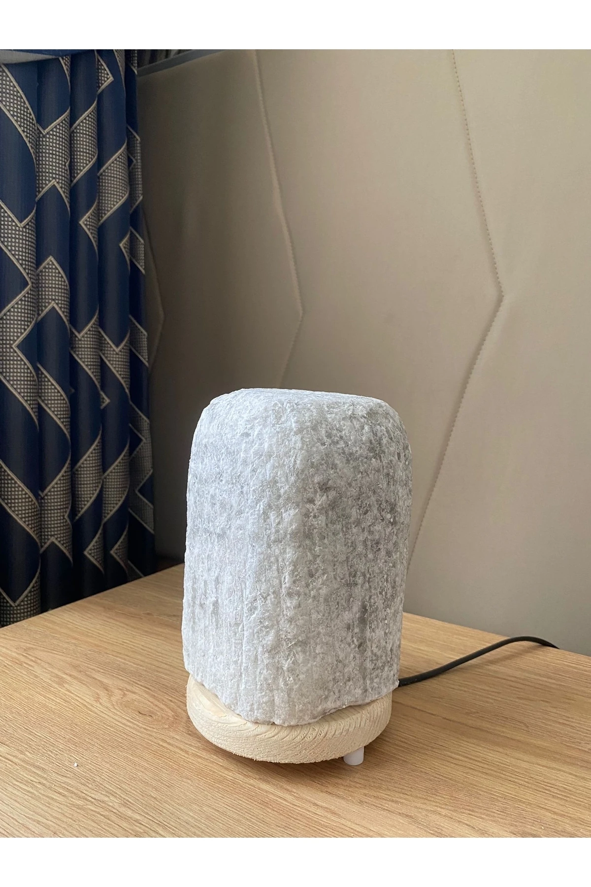 Çankırı Kaya Tuz Lambası 3 - 4 Kg (KABLO AMPUL) Kare Gece Lambası Açma Kapatma Anahtarlı