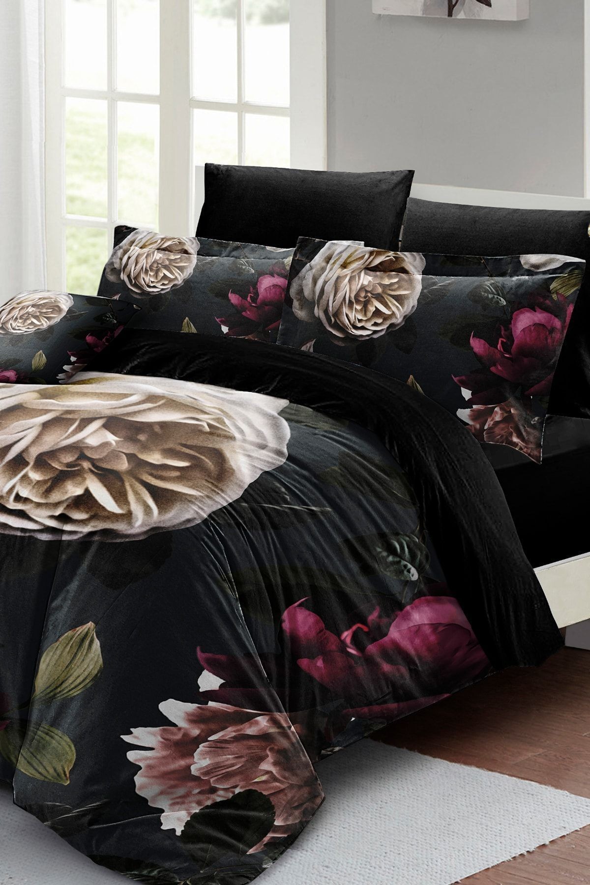 Black Flower Çift Kişilik Nevresim Takımı 3d Pamuk Saten
