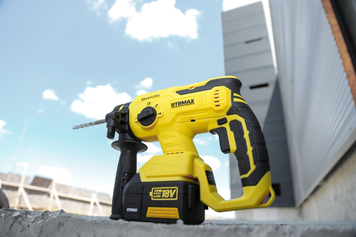 RTX2095 Şarjlı Sds Plus Kırıcı ve Delici Kömürsüz 2.2Jul 22mm 2x4 Ah Çift Akü X-Lion - Akü Dahil