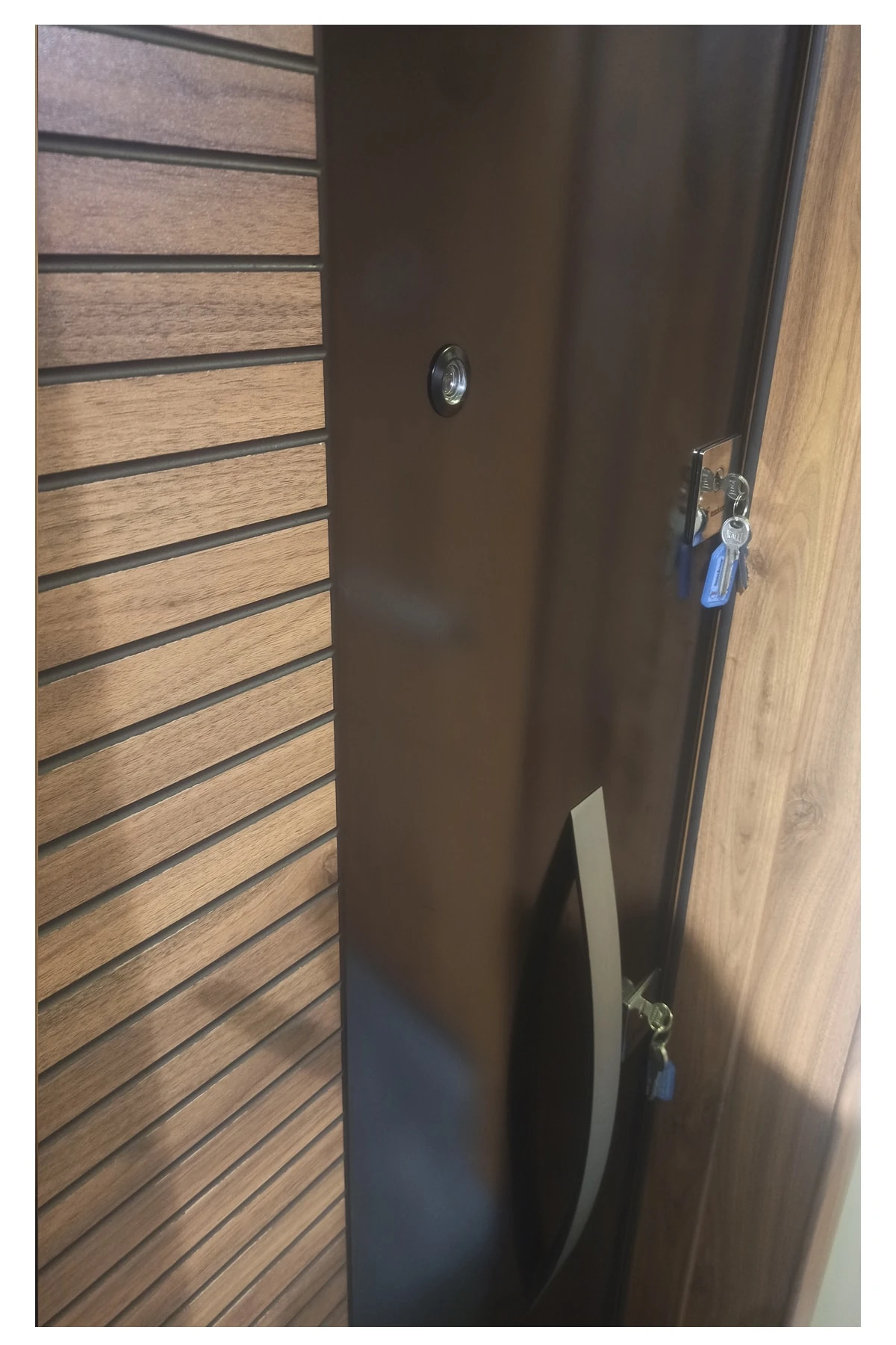 Celik Kapi Ahşap Kaplama Daire Kapısı,