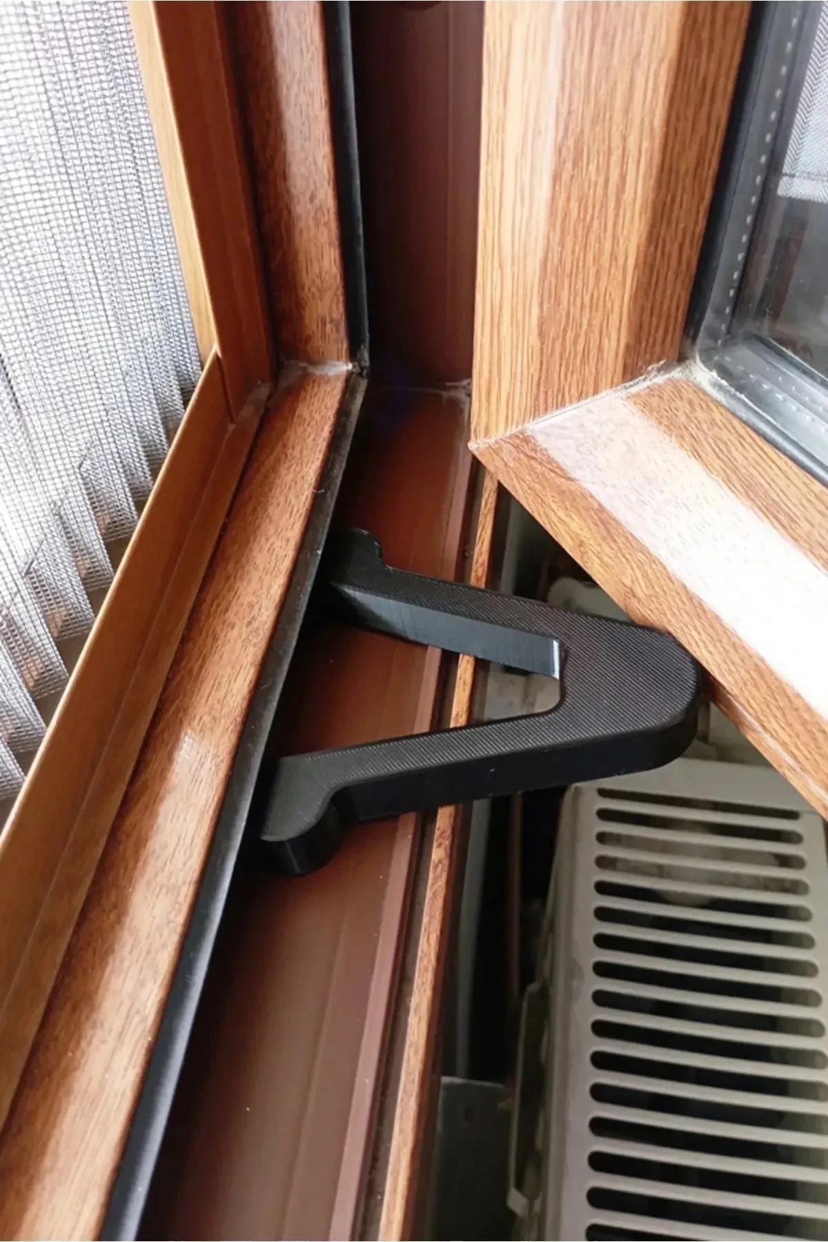 Pencere Stoperi Pencere Kapatma Engelleme Pencere Kapanma Engelleyici Plastik Aparat