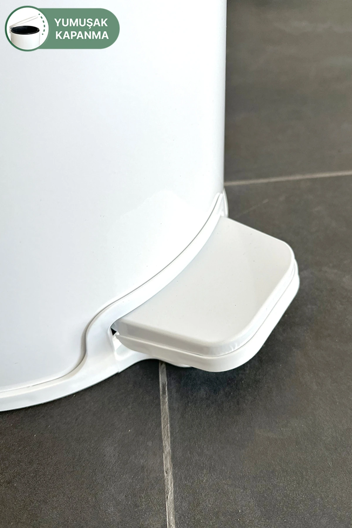 Cigo Pedallı Mutfak Banyo Çöp Kovası 20 Lt Beyaz-İç Kısım Siyah