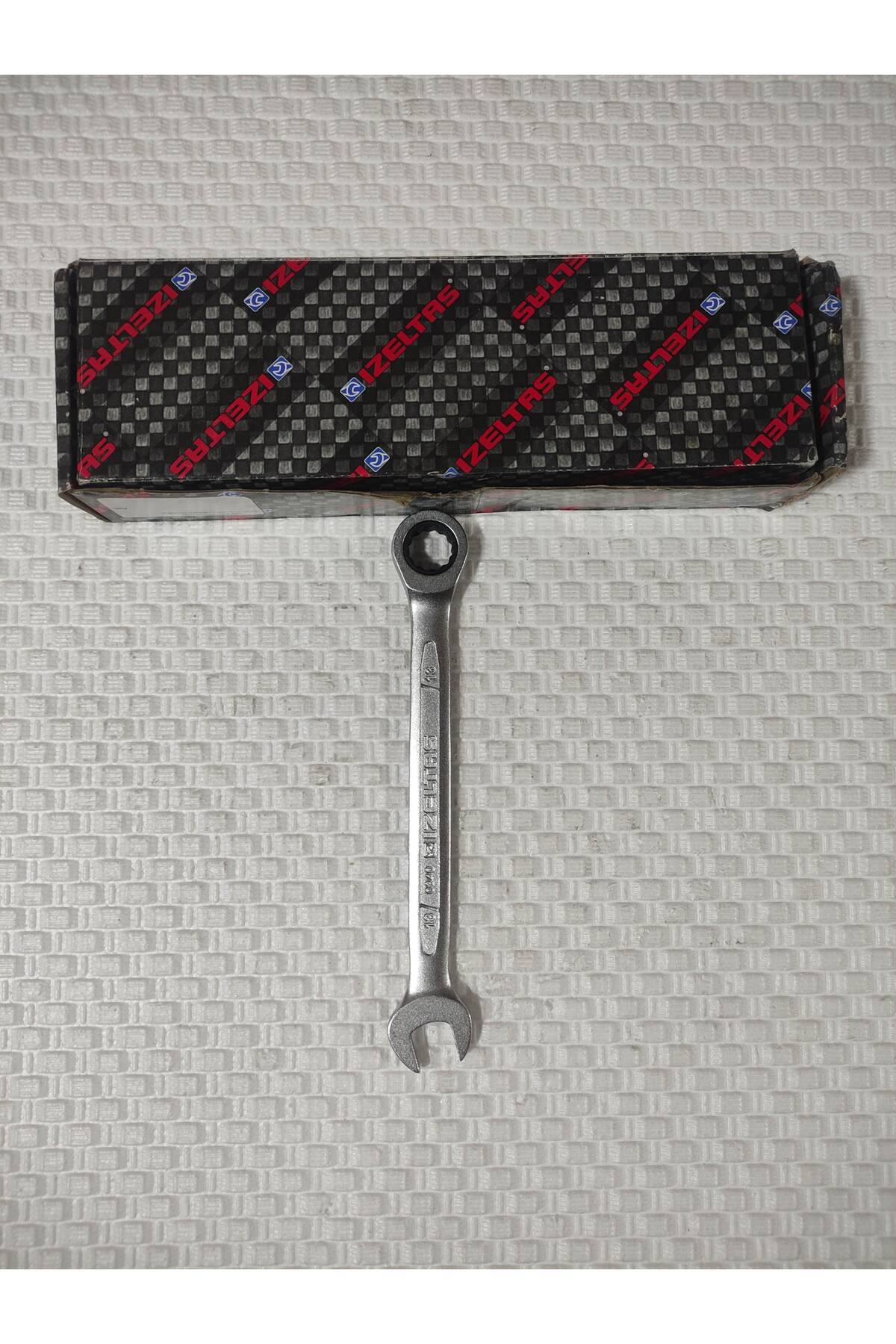 İZELTAŞ CIRCIRLI ANAHTAR 13 MM SAĞLAM KALİTE 90 GR UZUNLUK :18 CM ORJİNAL ÜRÜNDÜR 1 ADET