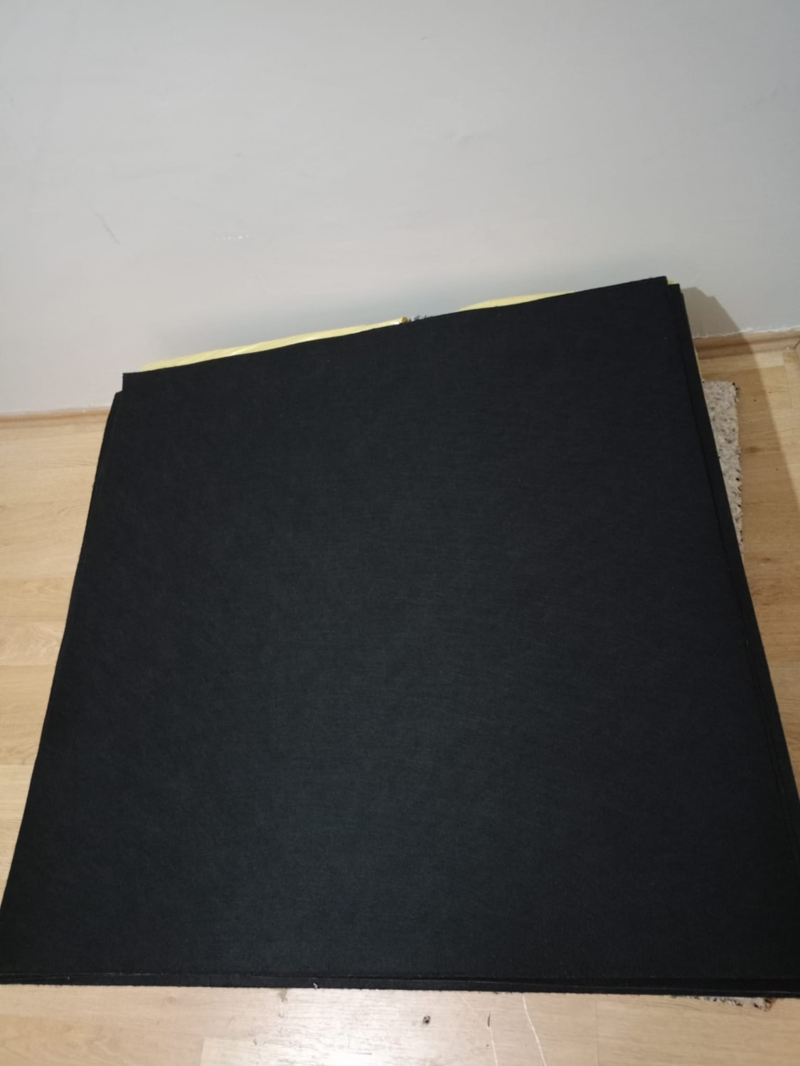 Ses Yalıtım Bariyeri Çift Taraflı Keçeli 3 mm 100 cm x 100 cm