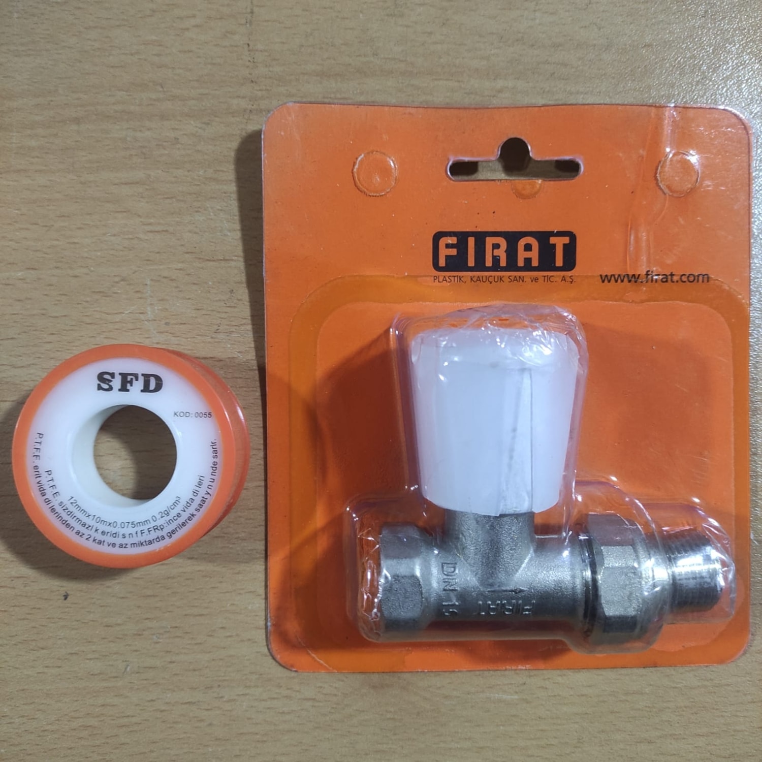 Fırat Radyatör Köşe Vanası Düz 1 Adet Teflon Bant Hediyeli