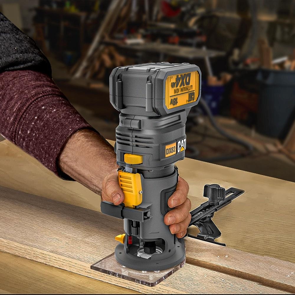CAT DX82B 18VOLT Şarjlı Kömürsüz 6mm Devir Ayarlı Profesyonel Avuç Içi El Frezesi Formika Tıraşlama (Akü Dahil Değildir)