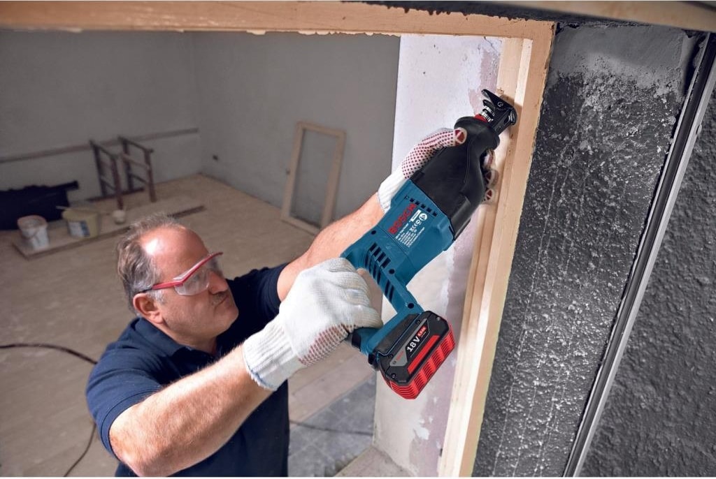 BOSCH Gsa 18V-LI 5AH Panter Tilki Kuyruğu Çift Akü