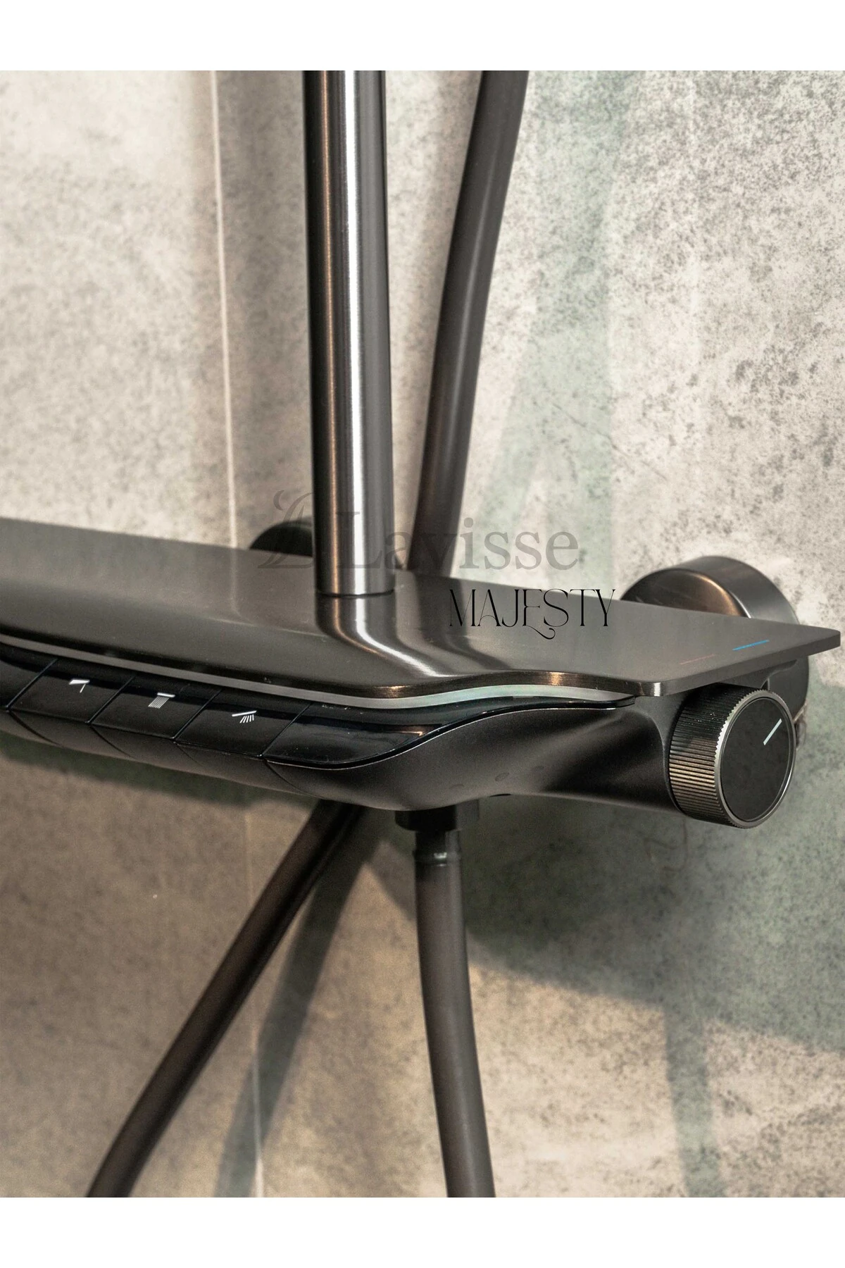Majesty Antrasit Tepe Duş Başlığı Sitemi, Piyano Tuşlu, Pirinç Iç Gövde 2 Yıl Parça Garantili