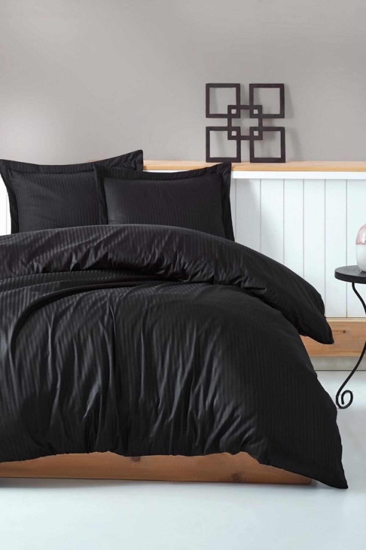 Elegant Stripe Çift Kişilik Nevresim Takımı Saten Siyah