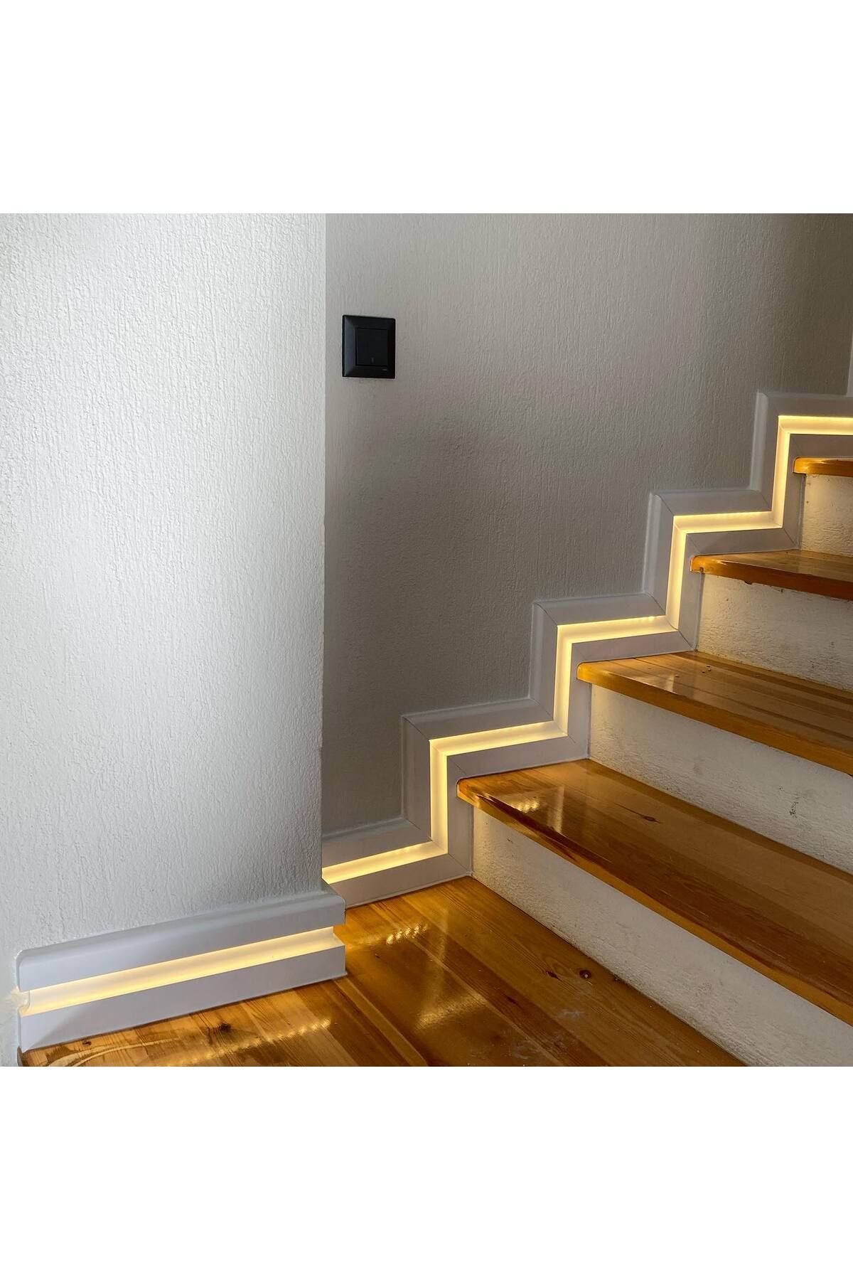 Yalı Serisi Lake Beyaz Led Kanallı Model Ledli 12cm Pvc Süpürgelik