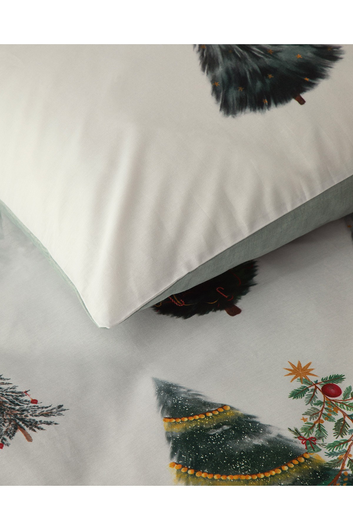 Pine Serenity Dijital Baskılı Soft Cotton Çift Kişilik Nevresim Takımı Yeşil
