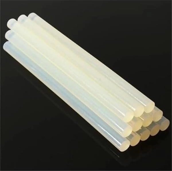Beyaz Sıcak Silikon Çubuğu 11MM – 1kg (48 Adet)