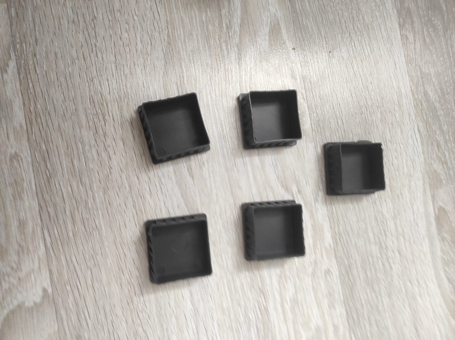 Ildem 100X100 Plastik Kapak 10 Adet