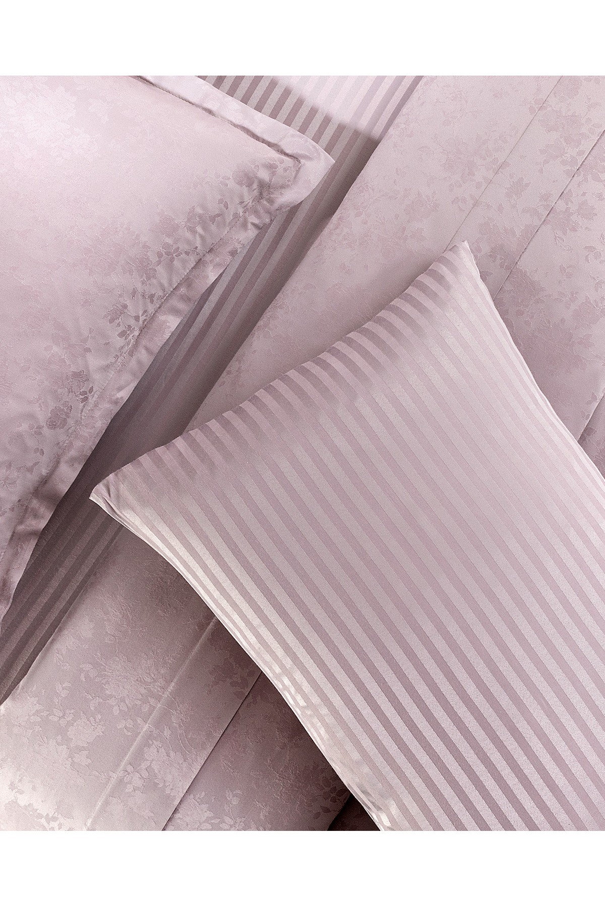 Eze King Size Jakarlı Saten Nevresim Takımı - Açık Mürdüm