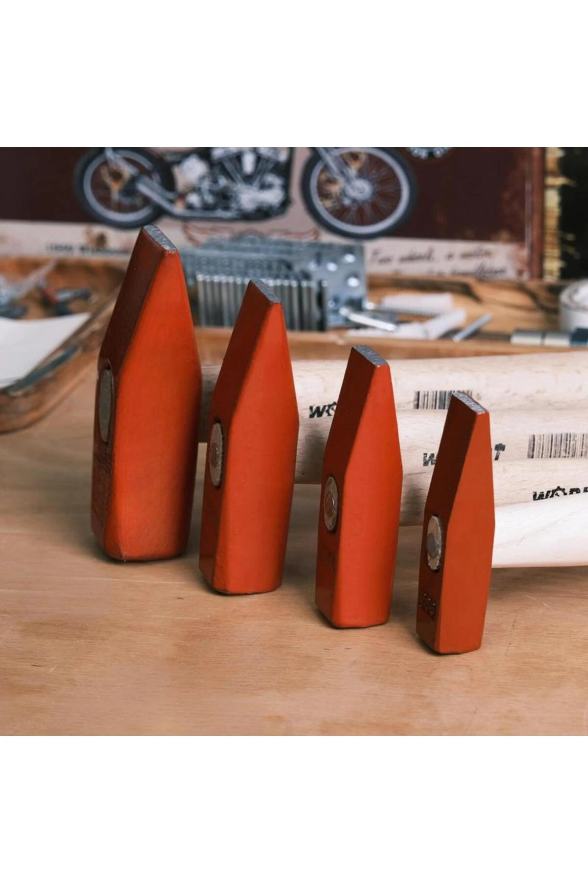 Ahşap Saplı Çekiç 200 Gr