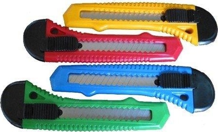 Ergonomik Tasarımlı Plastik Maket Bıçağı 18 mm Keskin Bıçak Endüstriyel Kullanım için