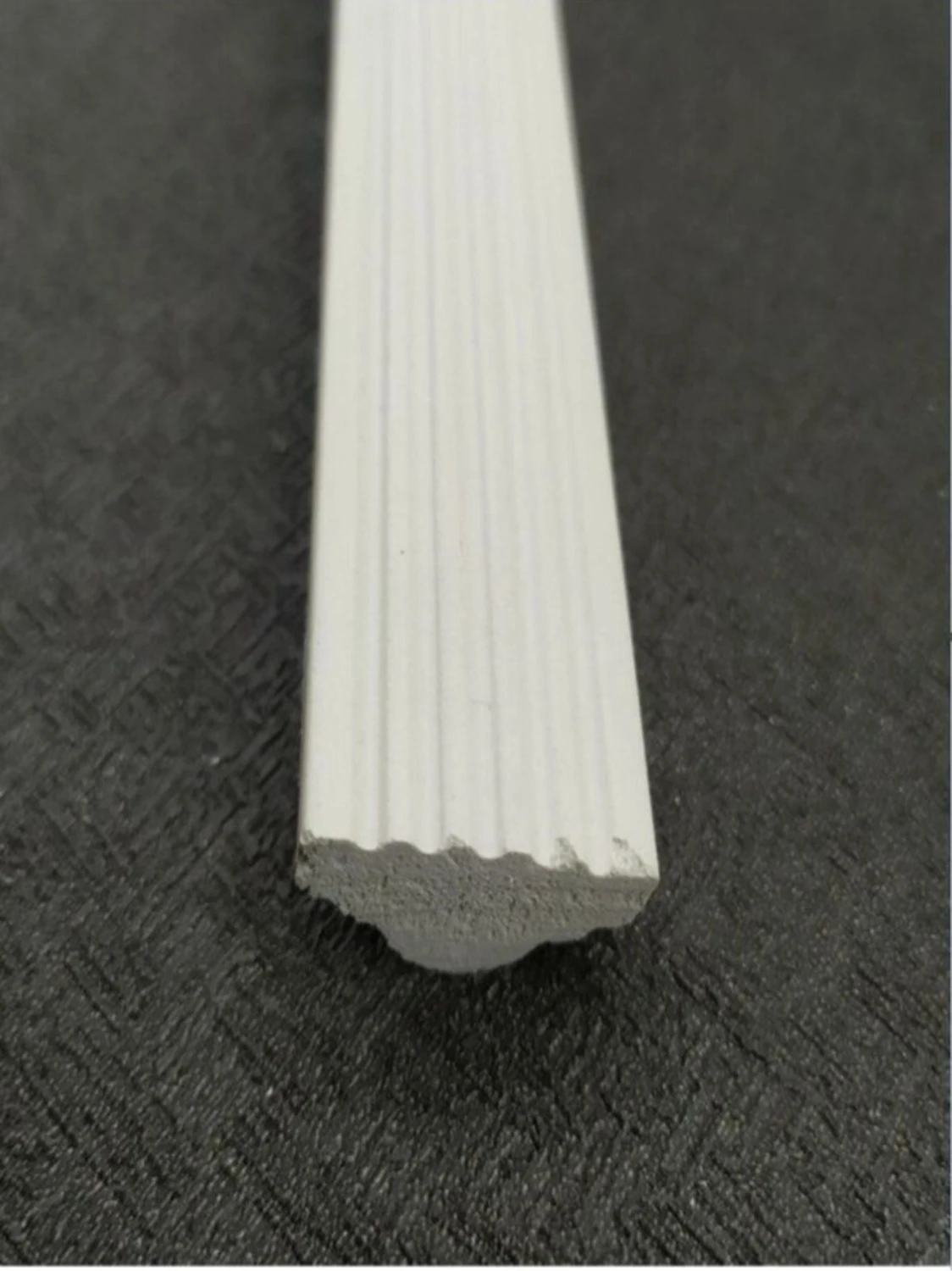 Dekoratif Boyanabilir Poliüretan Duvar Çıtası ( 1 Adet Uzunluk :240 cm En :2.5 Cm)- (Duvar Süsleri)