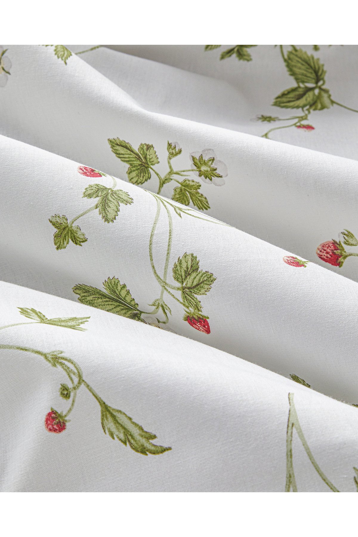 Strawberry Pamuk Çift Kişilik Nevresim Takımı 200x220 cm Yeşil – Kırmızı