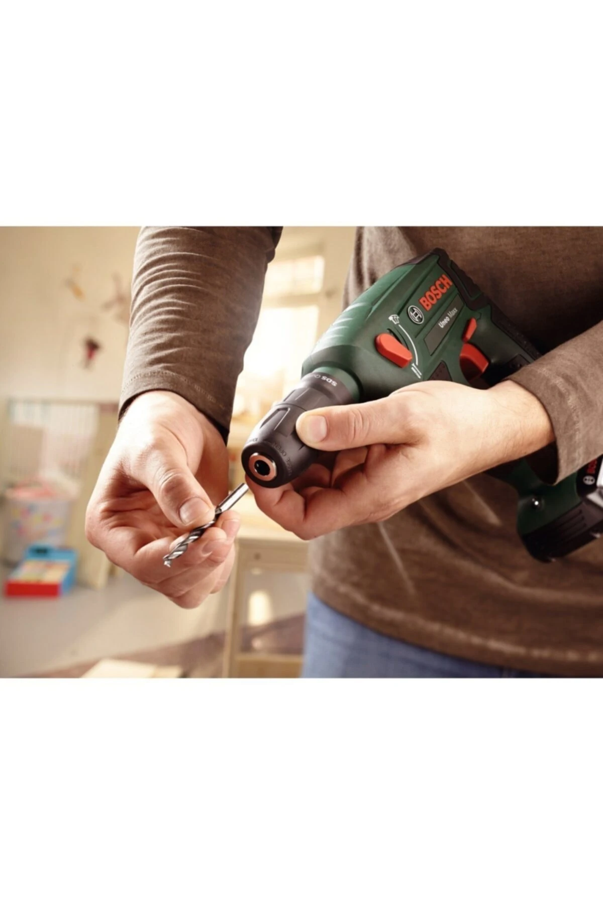 Uneomaxx 18v 2,5 Ah Çift Akülü Kırıcı Delici