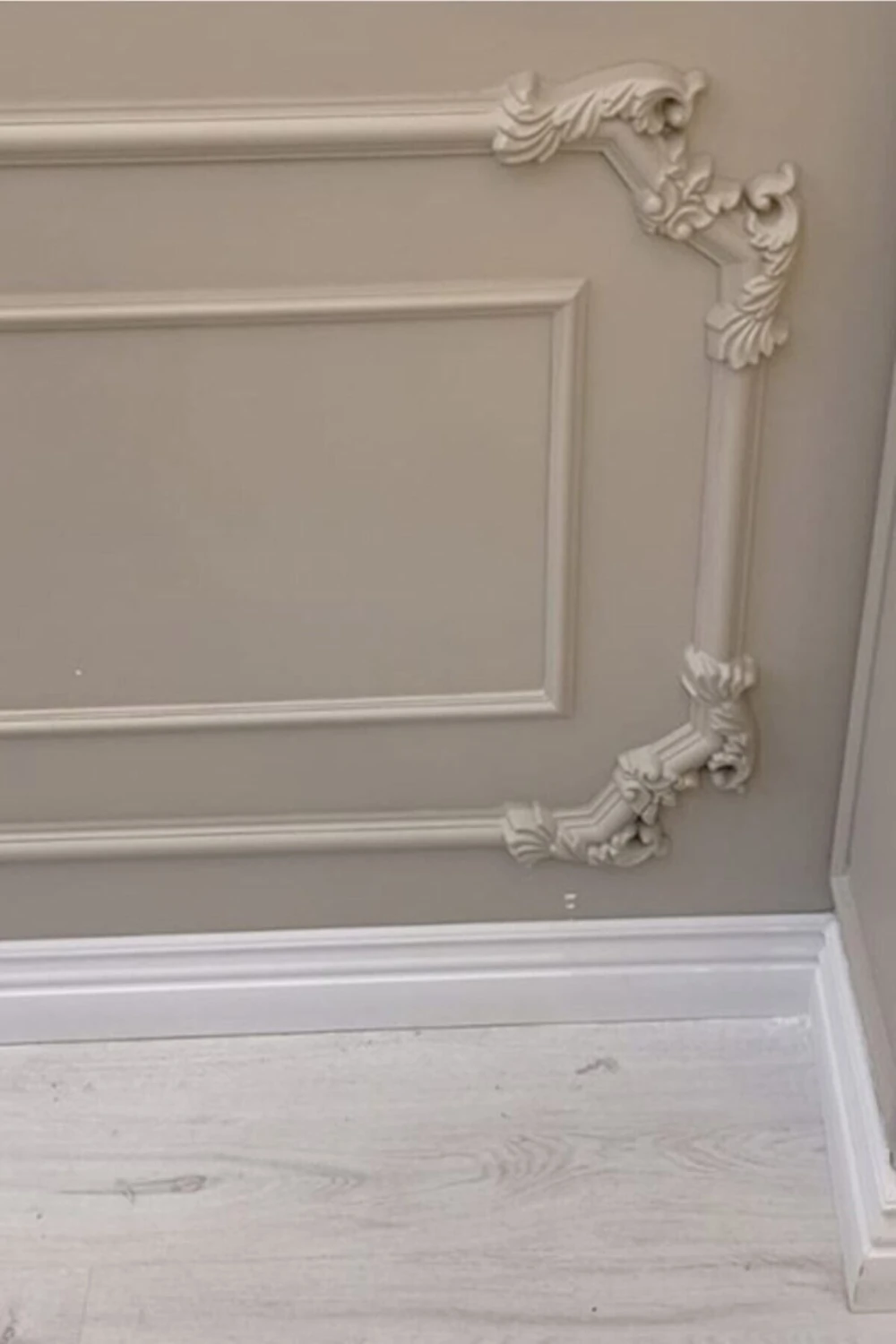 Şah Poliüretan Boyanabilir 4cm Çıta Geçmeli Köşe Motifi