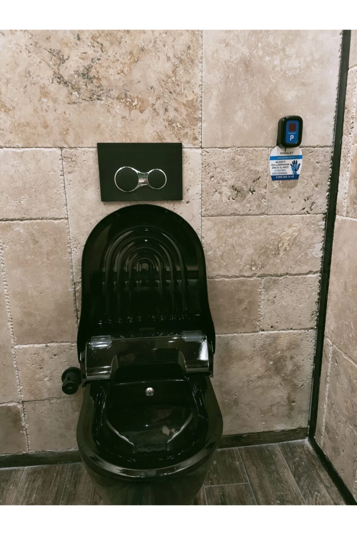 Siyah Sensörlü Hijyenik Klozet Kapağı