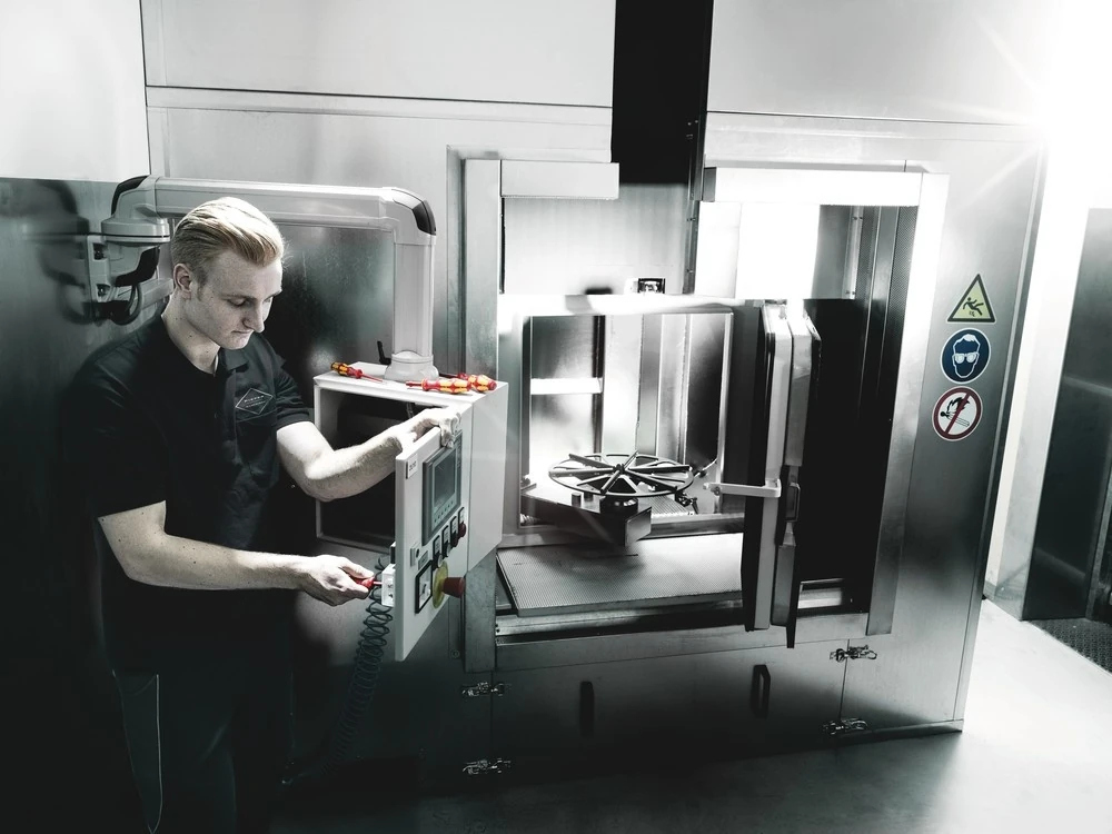 190İ VDE İzoleli Lokma 7,0 X 125mm Tornavida 05005310001