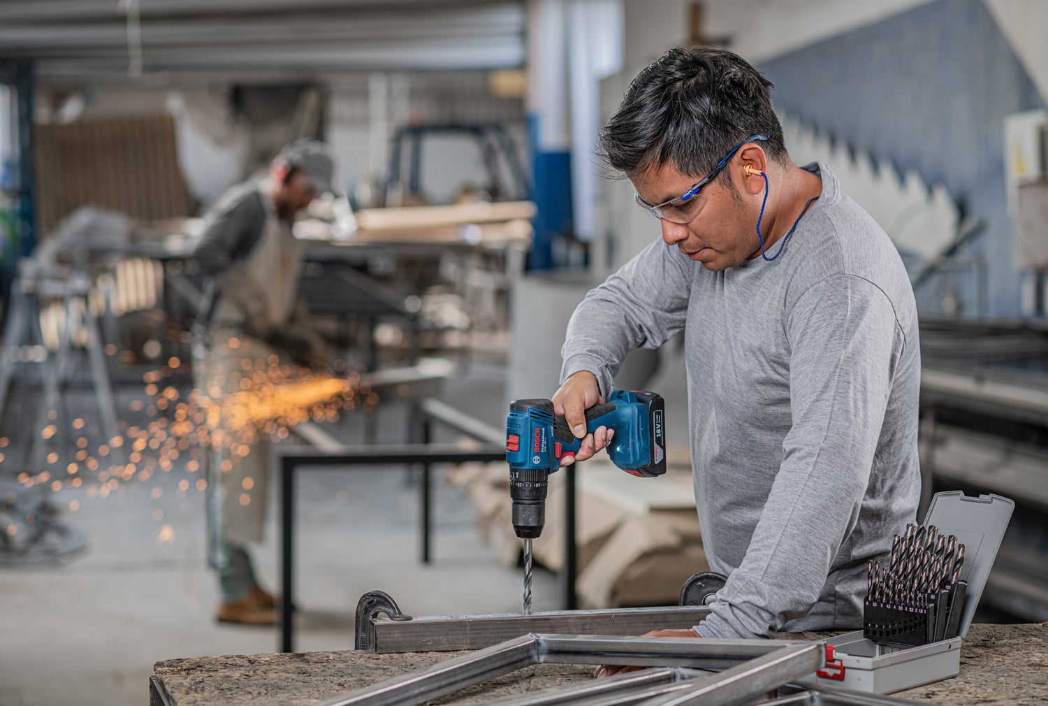 BOSCH Gsb 185-LI Professional 18 Volt 3x2.0 Ah Darbeli Delme/vidalama Makinesi
