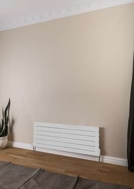 Teos Yatay Çelik Radyatör 1000X445 Pütürlü Beyaz (Ral 9016)
