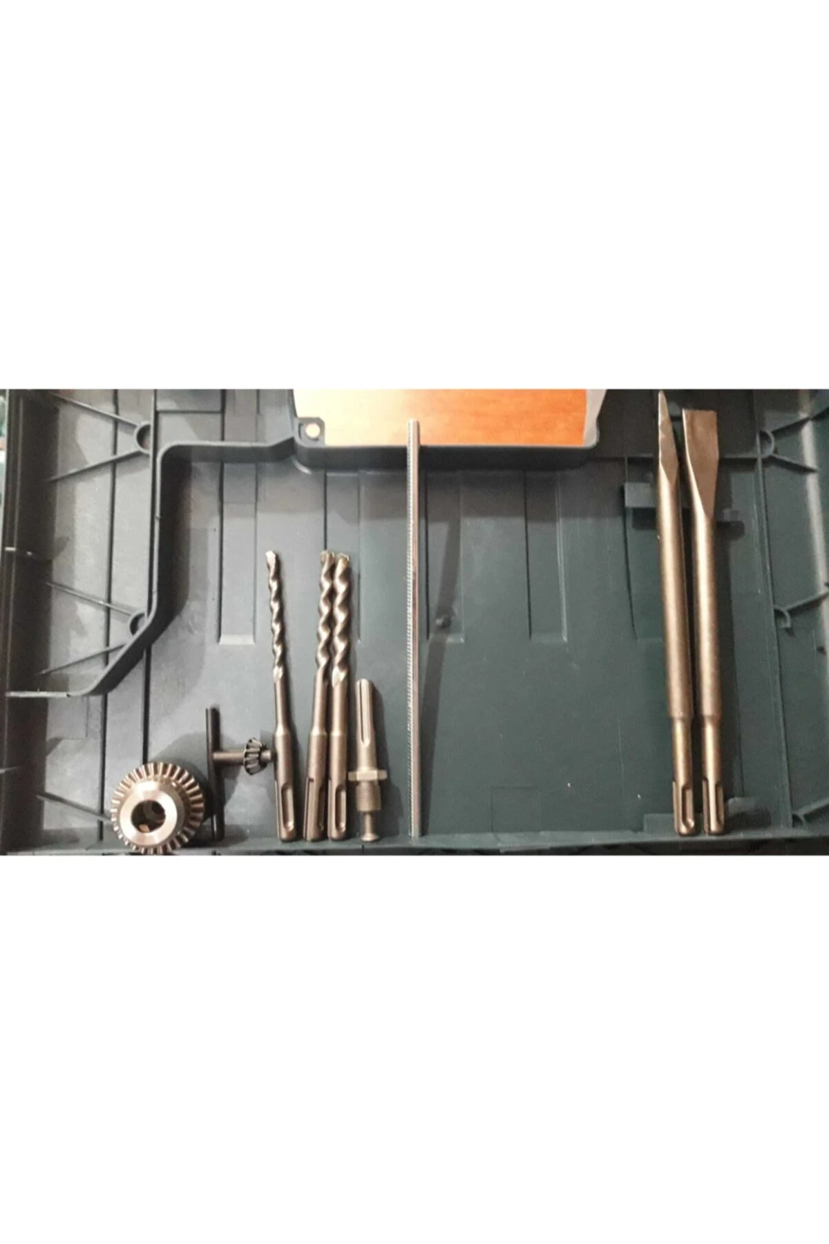 Gbh 2-28 F Kırıcı - Delici 880w Ilave Mandrenli