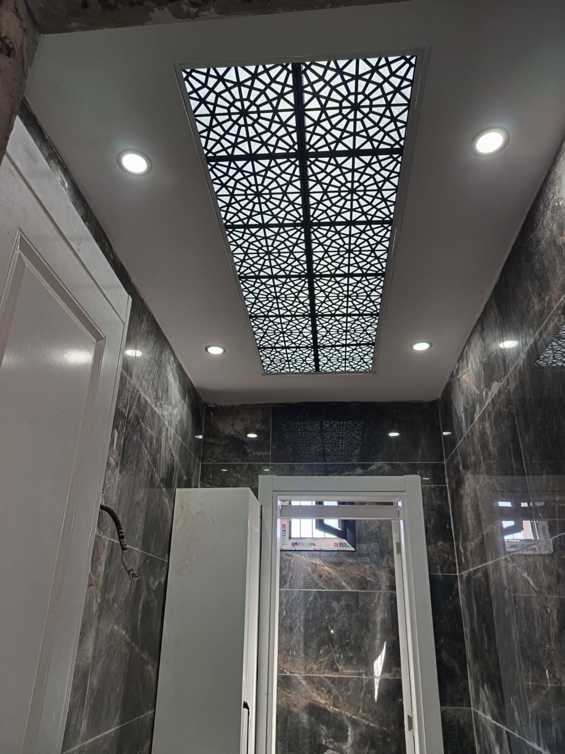 Dekoratif Asma Tavan Paneli Selçuklu Modeli 30X30 Clip-In Panel