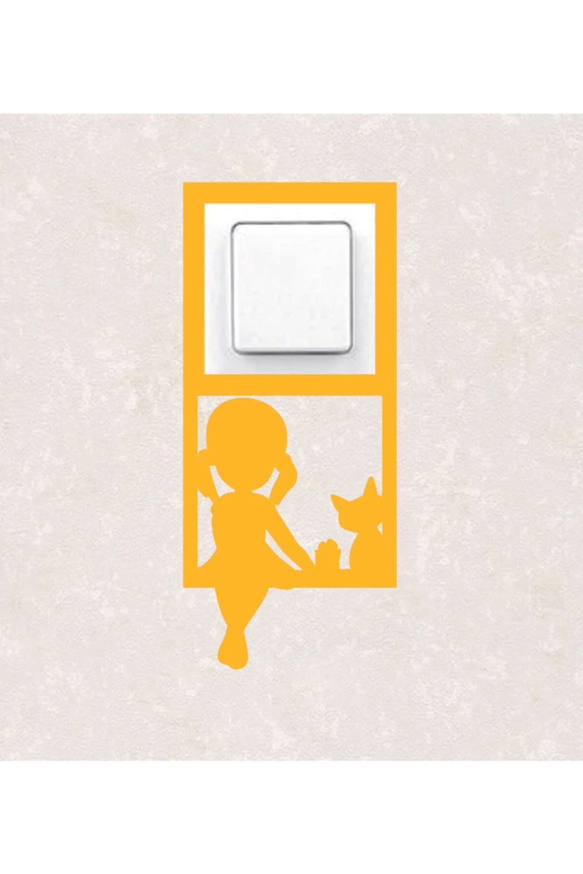 2111-s Lazer Kesim Ahşap Anahtar Priz Çerçevesi Sarı Tekli Çocuk Odası