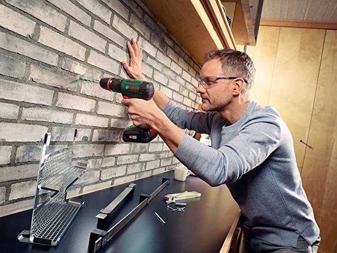 BOSCH Advanced Impact 18 (1.5AH Çift Akü + 3 Adaptör) 0.603.9A3.4