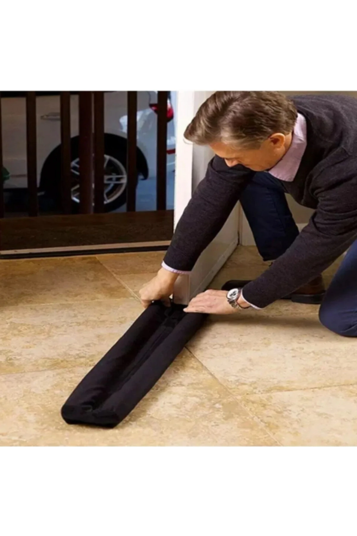 Kapı Altı Rüzgar Önleyici Siyah Kapı Altı Izolasyon Bandı Soğuk Önleyici Çift Taraflı Isı Yalıtımı