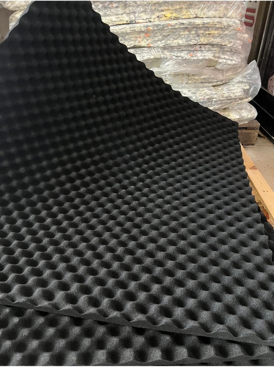 Ses Yalıtım Akustik Yumurta Sünger – 30mm, 100x100cm, 50 DNS – Yankı Önleyici Sünger